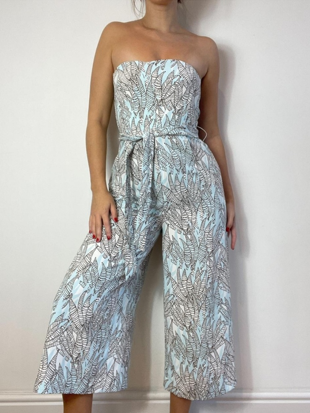 H&M Bandeau Belted Jumpsuit Size 4  Wide Leg Crop Spring Light Blue Leaf Print